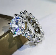 European and American Noble Princess Diamond Ring